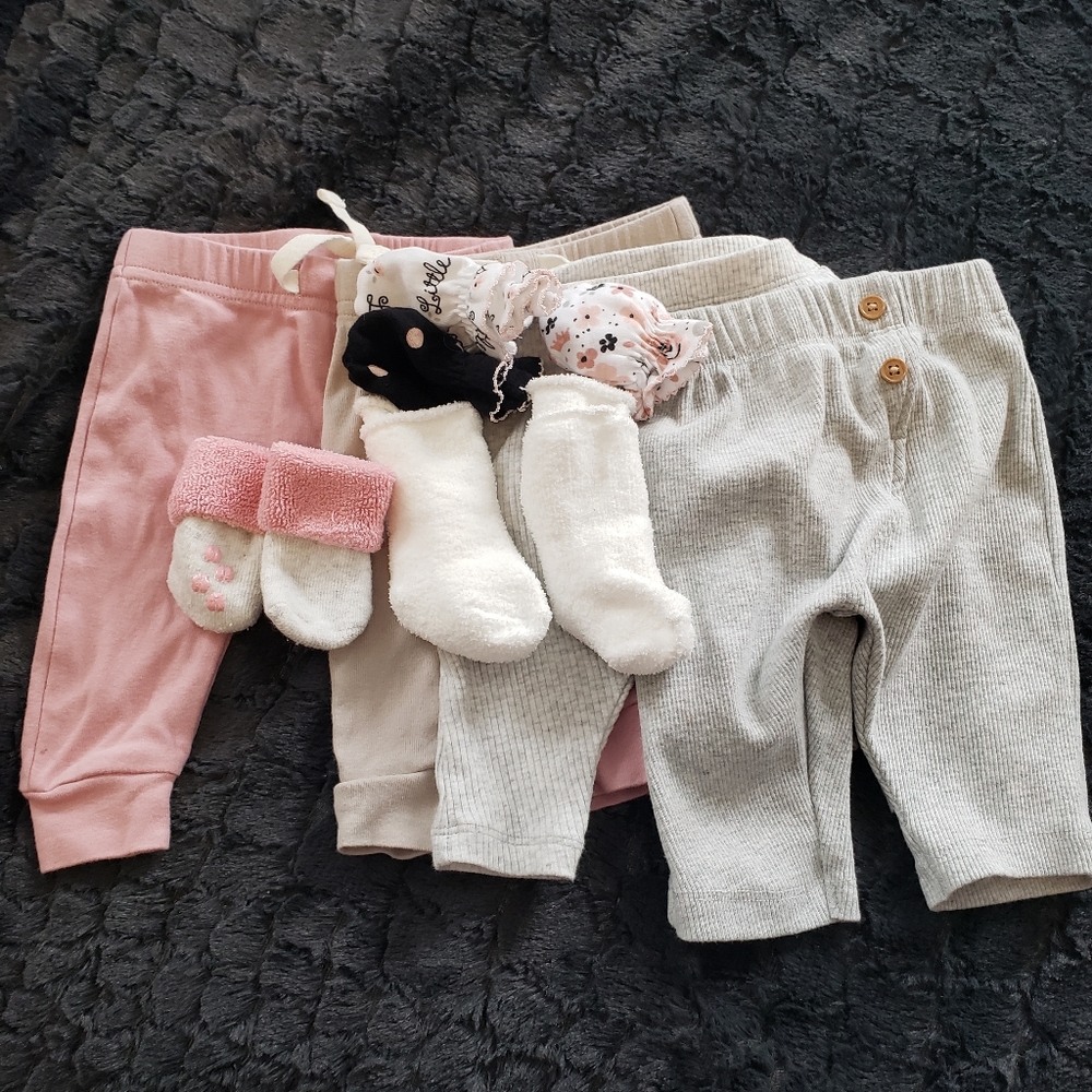 Gerber modern moments 0-3 blush pants &mittens,